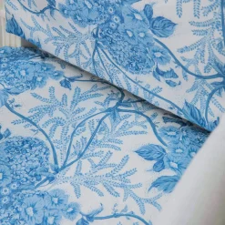 Serena Fresson Fabrics<Mrs. Alice Blue Lady Isabella's Garden Fabric