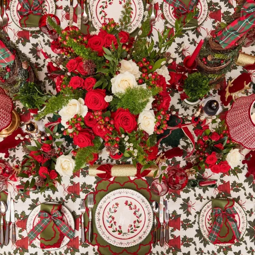 Glasses<Mrs. Alice Brigitte Red Garland Engraved Wine Glass (Set of 4)