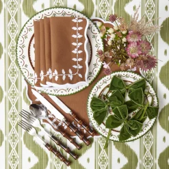 Placemats<Mrs. Alice Chocolate Bow Laurel Placemats (Set of 4)