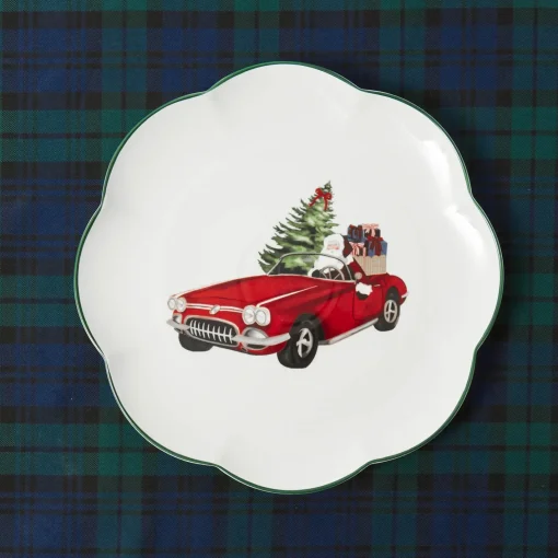 Dinner Plates<Mrs. Alice Driving Home for Christmas Dinner Plate