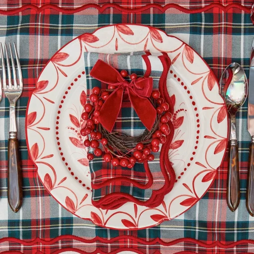 Starter Plates | Crockery Sets<Mrs. Alice Elizabeth Red Garland Starter Plates (Set of 4)