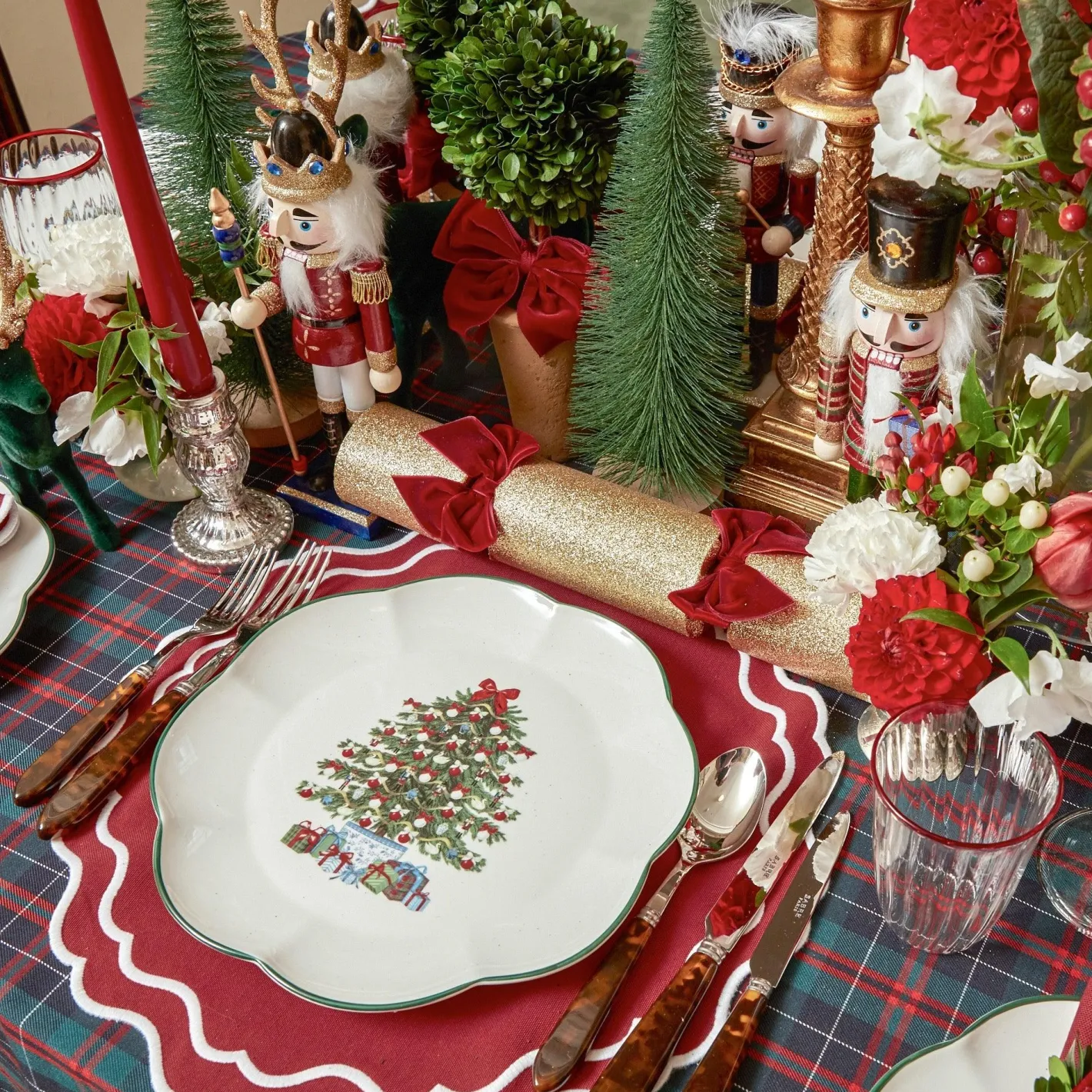 Table Linen Sets | Mrs. Alice Monogram<Mrs. Alice Katherine Berry Red Placemats & Napkins (Set of 4)