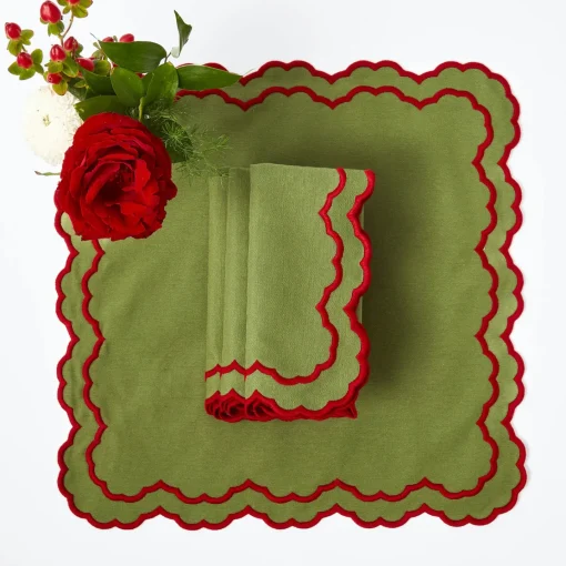 Napkins | Mrs. Alice Monogram<Mrs. Alice Lily Green & Red Napkins (Set of 4)