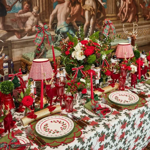 Napkins | Mrs. Alice Monogram<Mrs. Alice Lily Green & Red Napkins (Set of 4)
