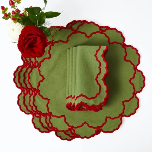 Placemats<Mrs. Alice Lily Green & Red Placemats (Set of 4)
