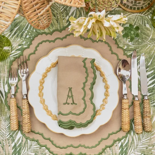 Summer Crockery | Dinner Plates<Mrs. Alice Putty Laurel Dinner Plate
