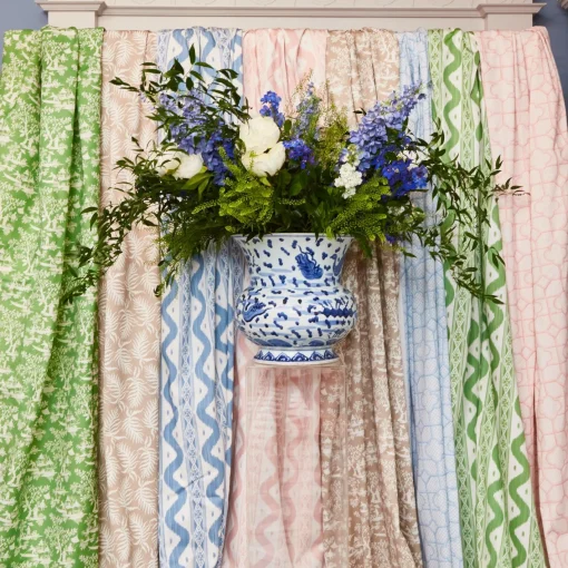Serena Fresson Fabrics<Mrs. Alice Putty Trailing Ferns Fabric
